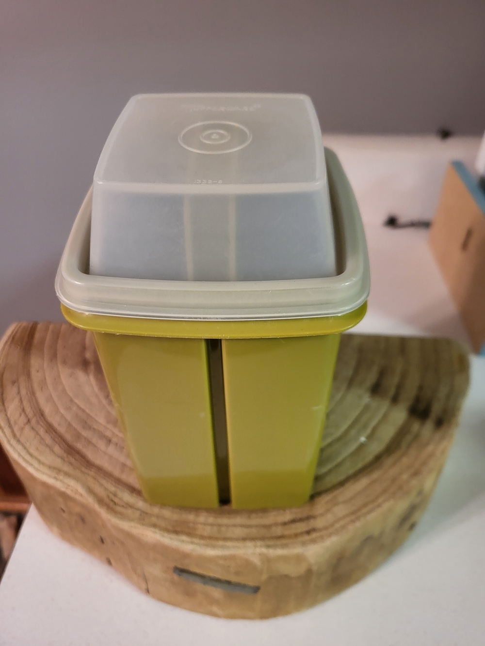 Vintage Tupperware 1330-7 Pick-A-Deli Pickle Keeper 3pc Container ~ Avocado